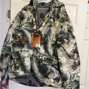 Scentlok Bowhunter elite parka x-large paid $349.99